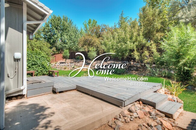 Building Photo - 3943 Aspendale Dr