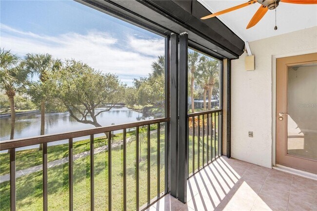 Building Photo - 1320 Pasadena Ave S