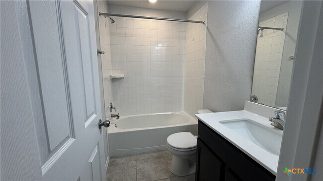 Building Photo - 406 Stonewall Ridge