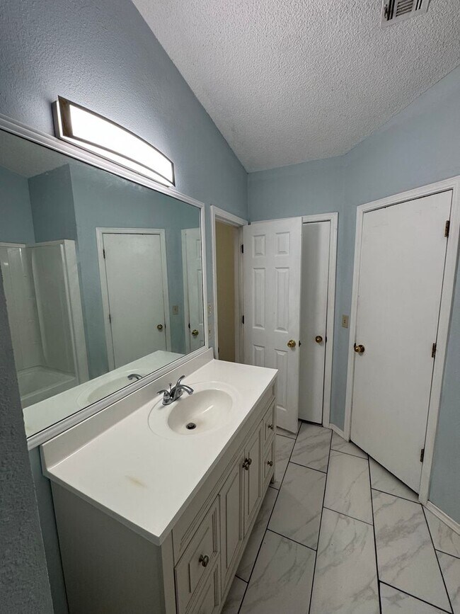 Building Photo - 4515 W Princeton Pl