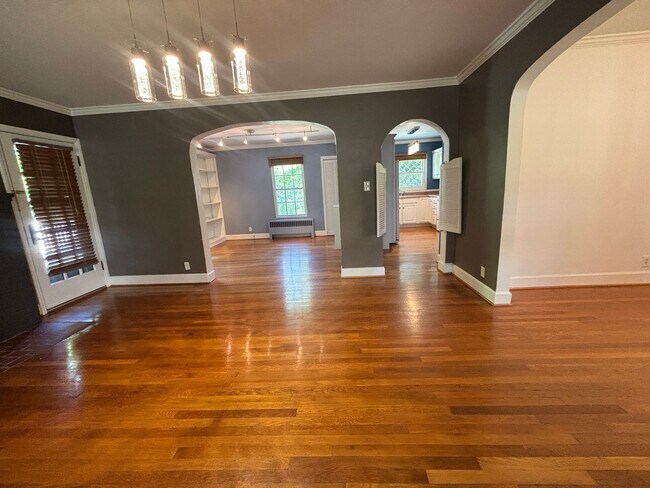 Building Photo - 3479 Overbrook Dr