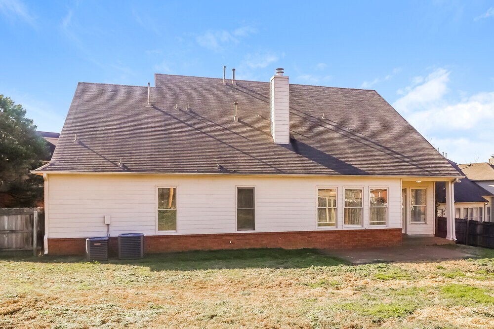 Building Photo - 8818 Lybrook Cove E