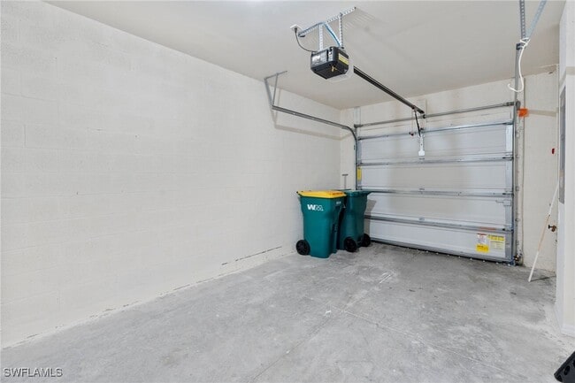 Building Photo - 15535 Wildflower Cir