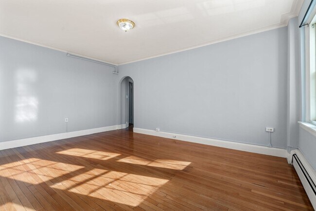 Building Photo - 1450-1454-1454 Beacon St