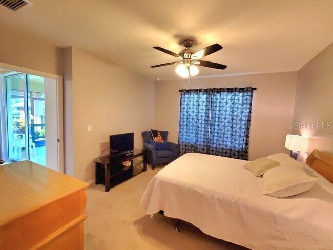Building Photo - 7104 W Lenox Cir