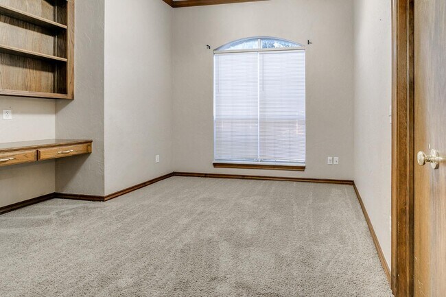 Building Photo - 3520 SW 127th St