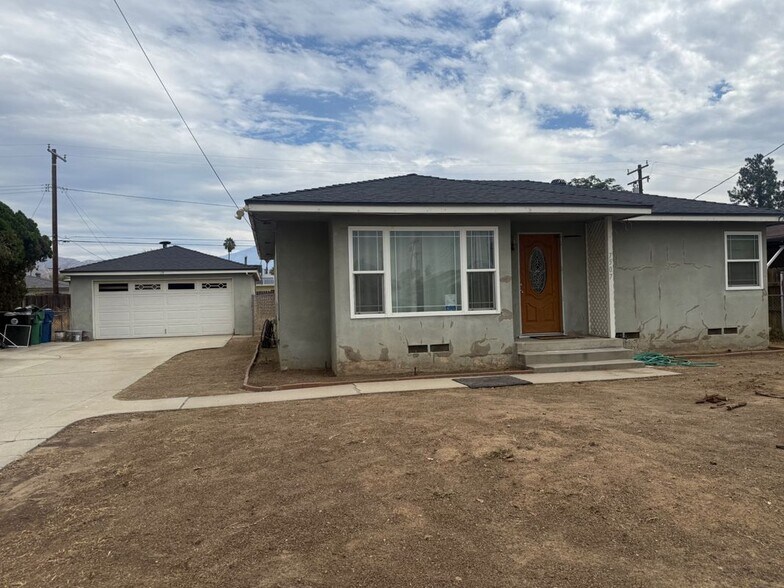 Primary Photo - 7507 Lillian Ln