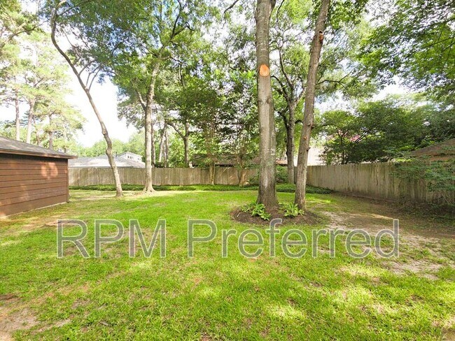 Building Photo - 12702 Ravensway Dr