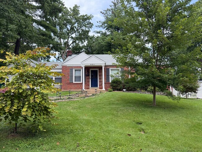 Building Photo - 421 Cannonbury Dr