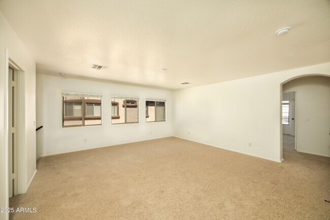 Building Photo - 18546 E Oak Hill Ln