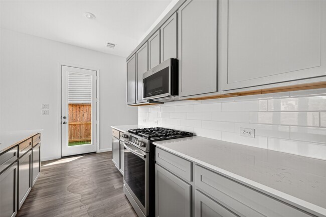 Building Photo - 5607 Foggy Vine Ct