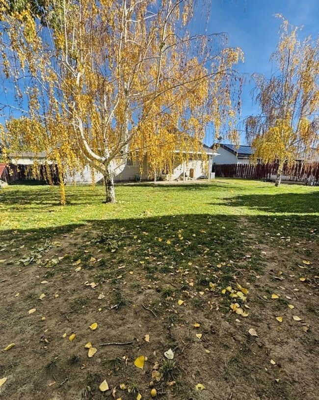 Building Photo - 1535 Conestoga Way