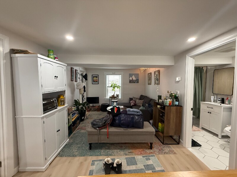 Building Photo - 35 Jamaica St