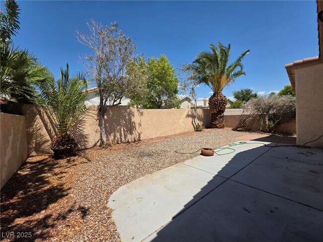 Building Photo - 7840 Blue Charm Ave