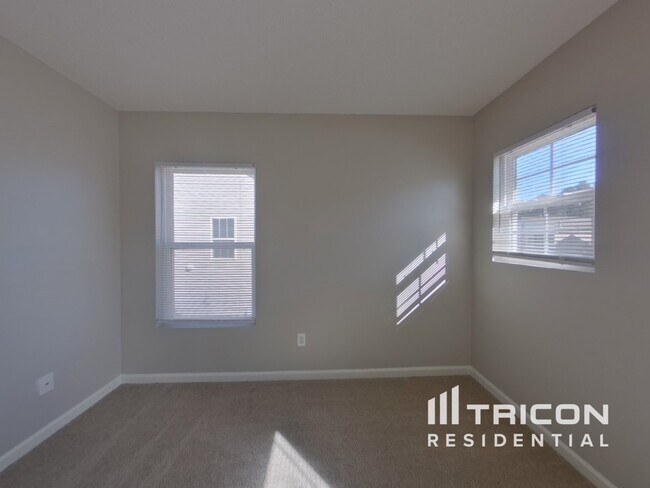 Building Photo - 4421 Stone Mountain Dr