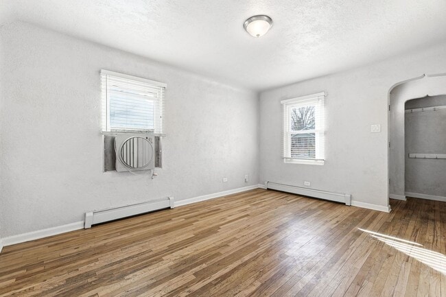 Building Photo - 4310 S Sherman St