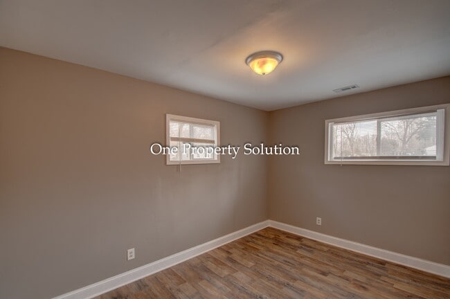 Building Photo - 4306 Louisiana Pl