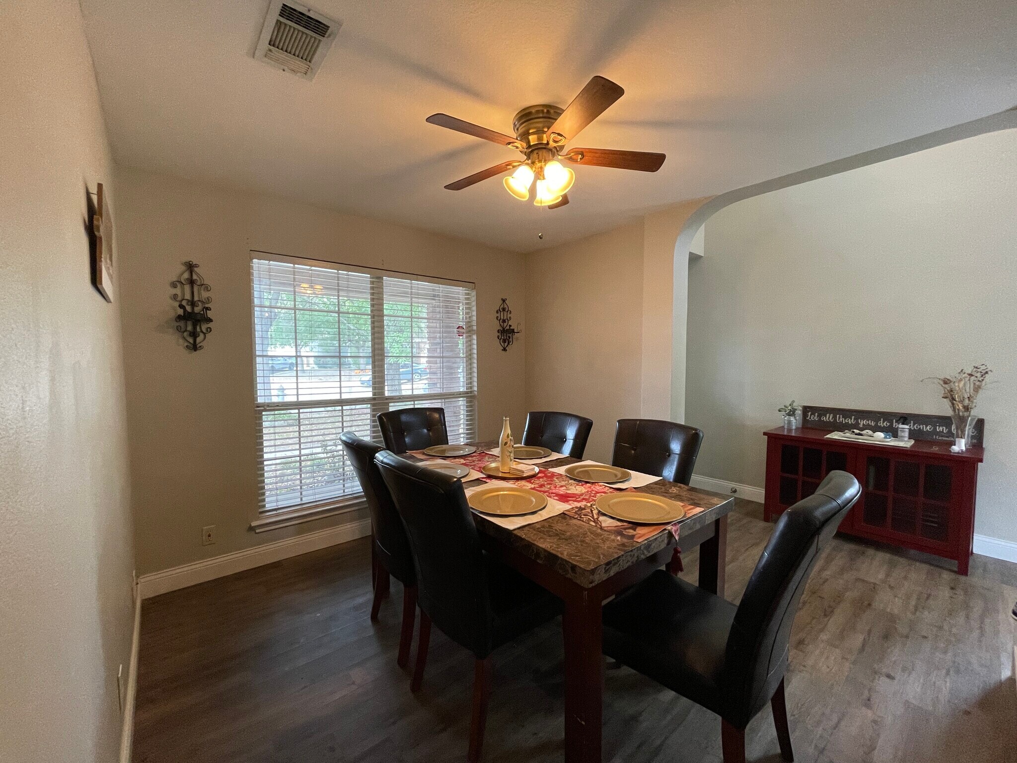 Building Photo - 10506 Tiger Way