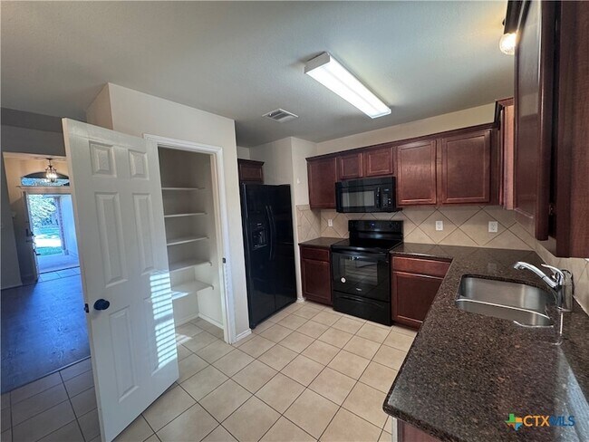 Building Photo - 5200 Lions Gate Ln