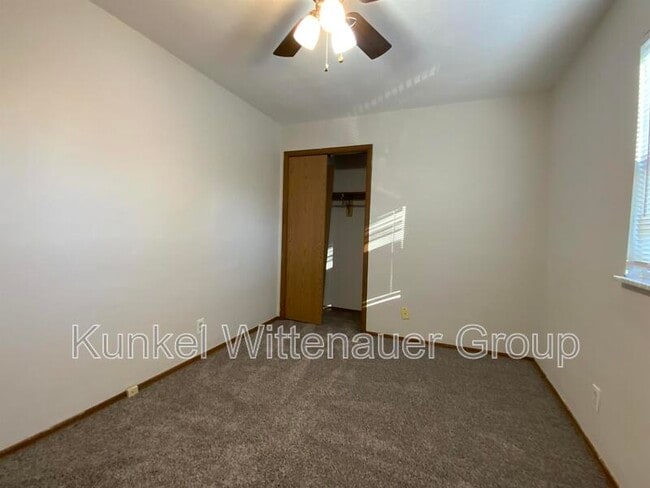 Building Photo - 1816 Jamestown Rd