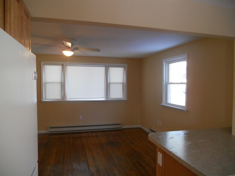 living room looking out from kitchen - 2037 Terrace Drive