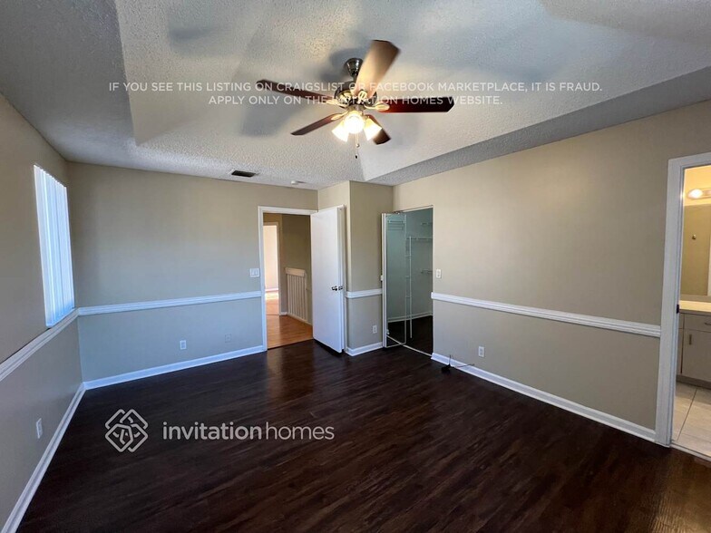 Building Photo - 5143 NW 87th Terrace