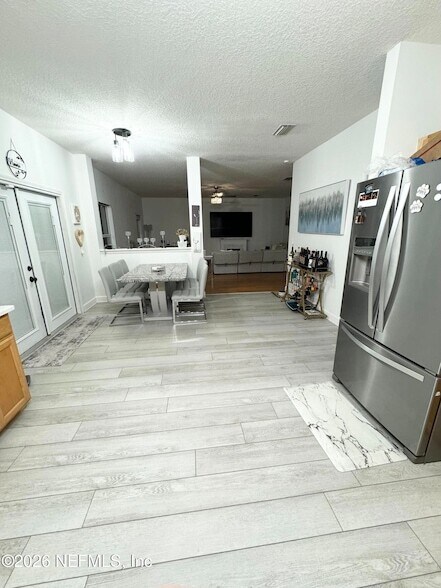 Building Photo - 955 Churchhill Ln