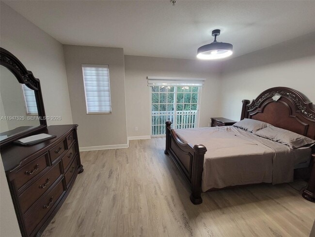 Building Photo - 2636 SW 81st Terrace