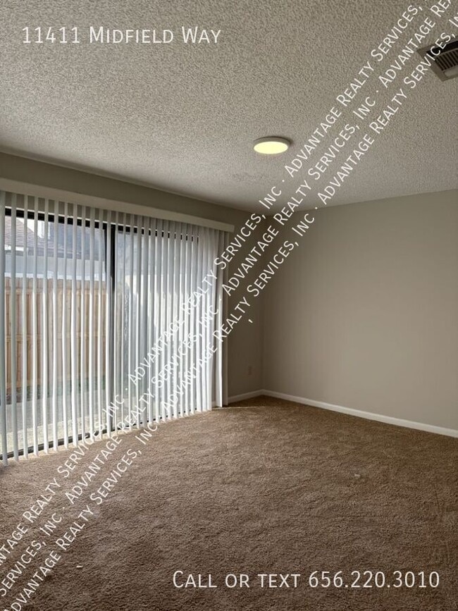 Building Photo - 11411 Midfield Way