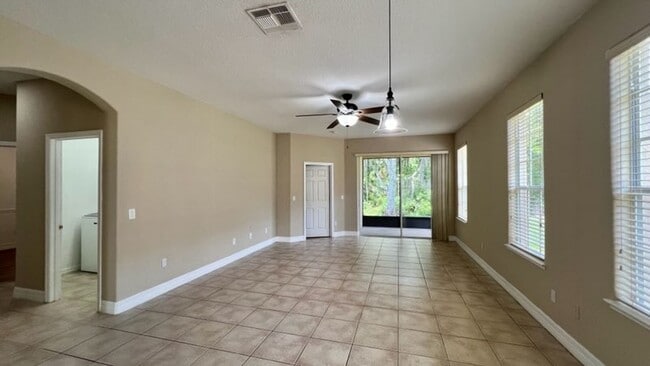 Building Photo - 3 BR/2BA | Newly Renovated Single Family Home | 1-Car Covered Parking | In  Eagles Nest at The Oaks!