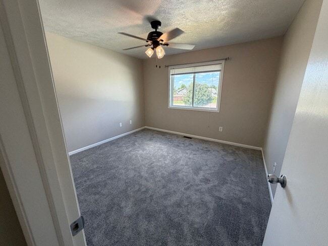 Building Photo - 3606 W Hughes Pl