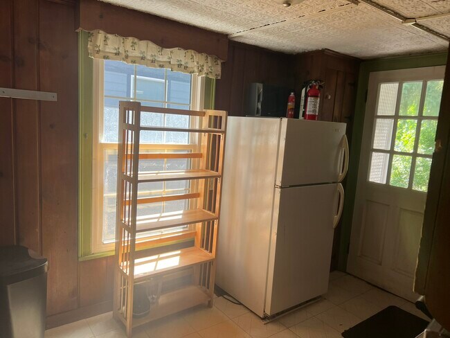 Building Photo - 203 Prospect St