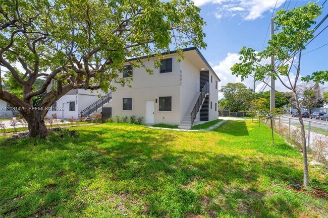 Building Photo - 6500 NW 21st Ave