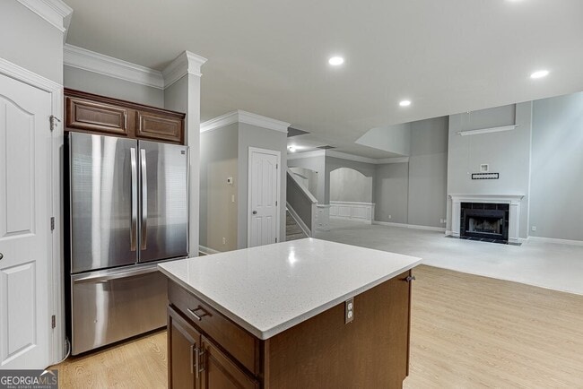 Building Photo - 5252 Catrina Way
