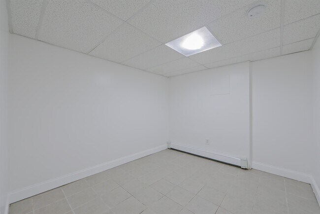 Building Photo - 212 69th St