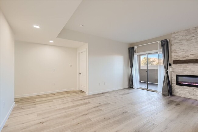 Building Photo - FULLY REMODELED LUXURY Condo at The Pueblo...