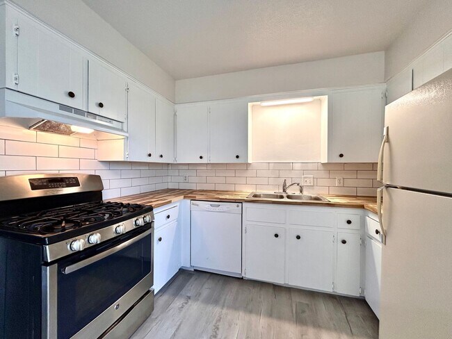 Building Photo - 2665/2667 Nolan Avenue NW