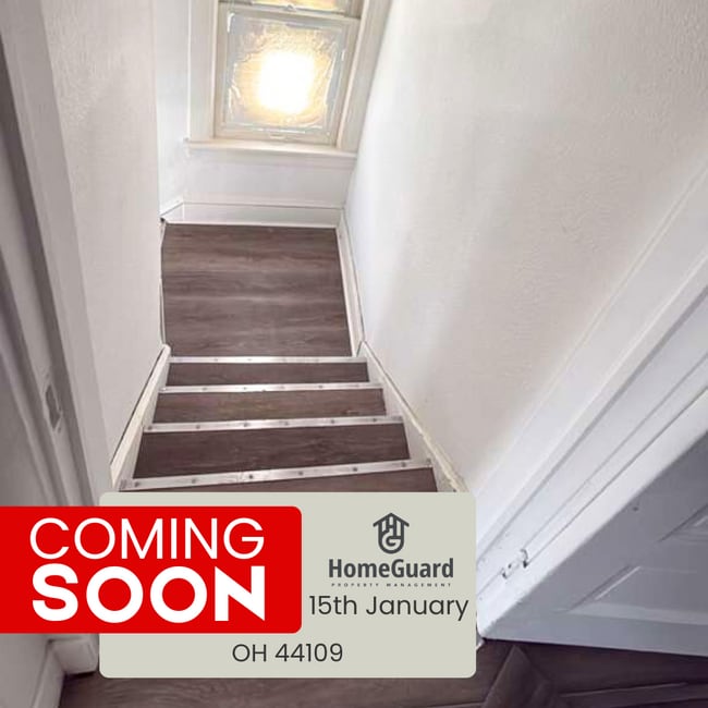 Building Photo - 3866 W 41st St