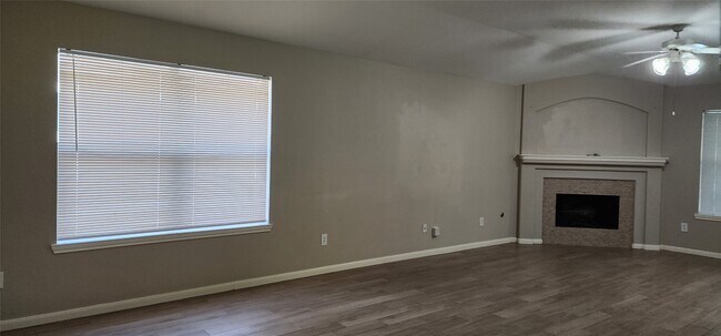 Building Photo - 22907 Lily Creek Dr