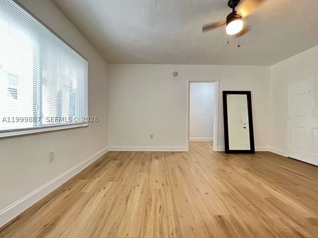 Building Photo - 7928 Harding Ave