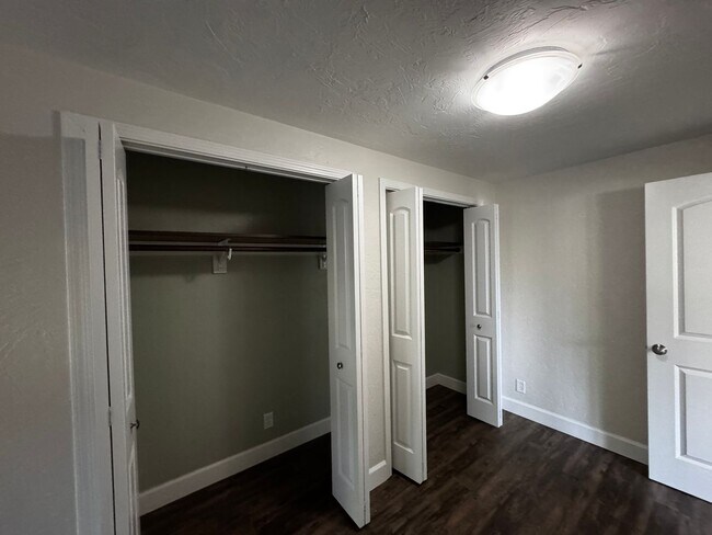 Building Photo - Spacious 3 Bedroom Home in South Eugene – Churchill Area