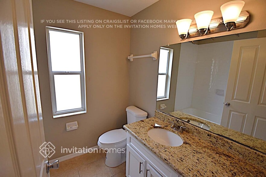 Building Photo - 1812 Cattleman Dr