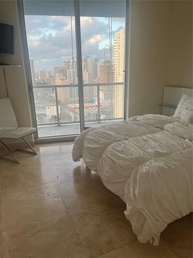 Building Photo - 185 SW 7th St