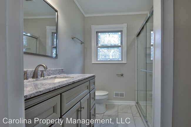 Building Photo - 3 br, 1.5 bath House - 2535 Hickory Grove Rd