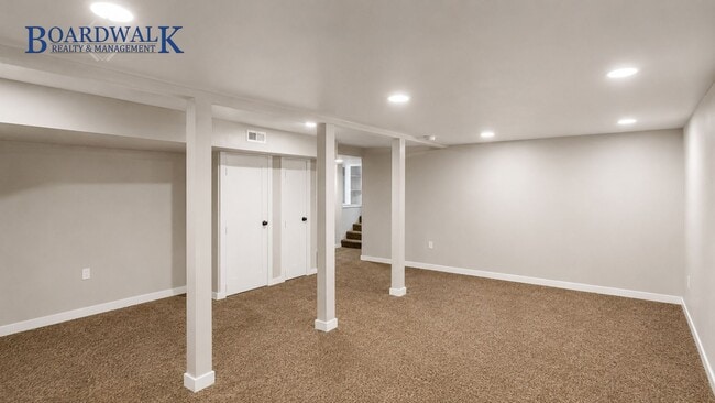 Building Photo - Cozy Private Bedroom in House Share