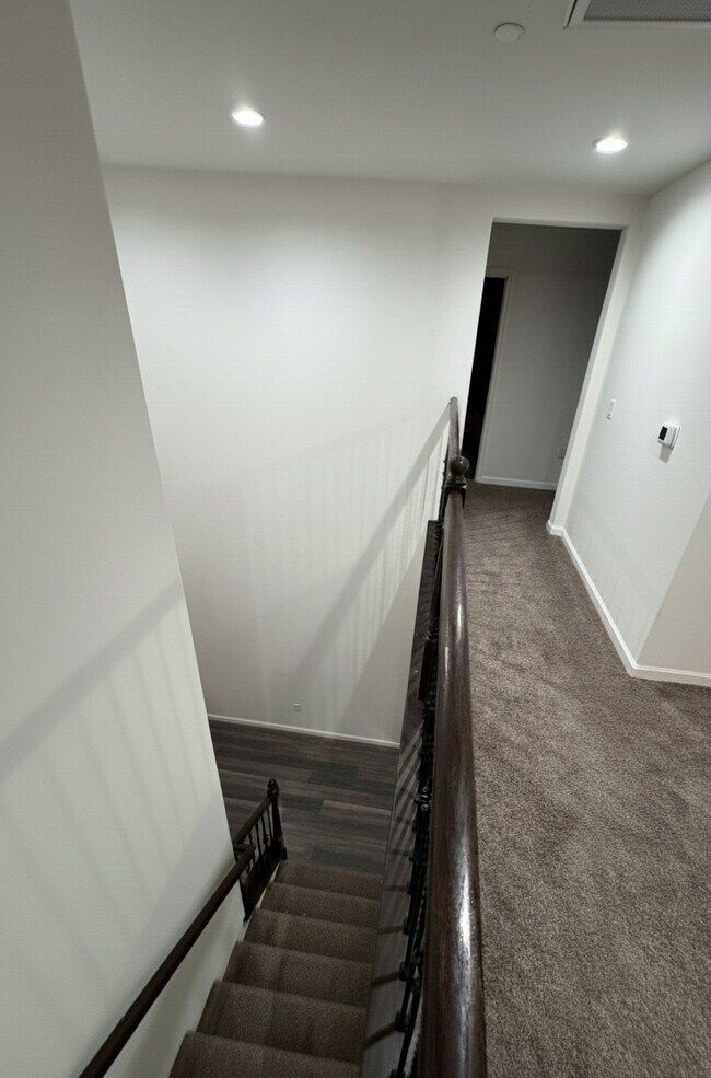 Building Photo - 4103 Hoblitt Ave