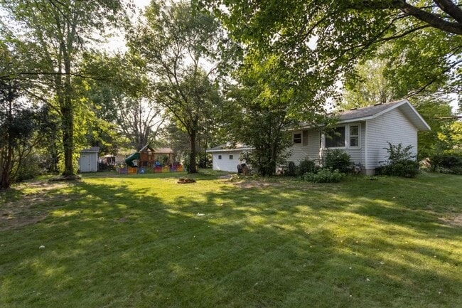 Building Photo - Click the “Apply Now” button or email wapmrentals@gmail.com for a prompt response.