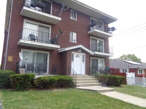 Building Photo - 7919 S 83rd Ct