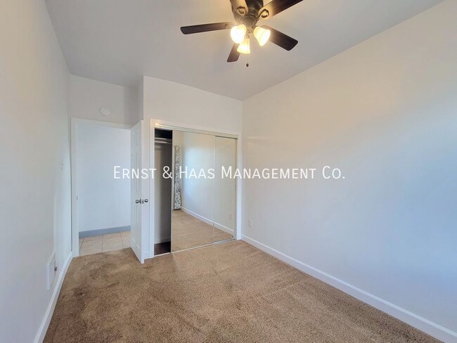 Building Photo - 934 E. Broadway-