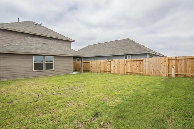 Building Photo - 5714 Plantation Forest Dr